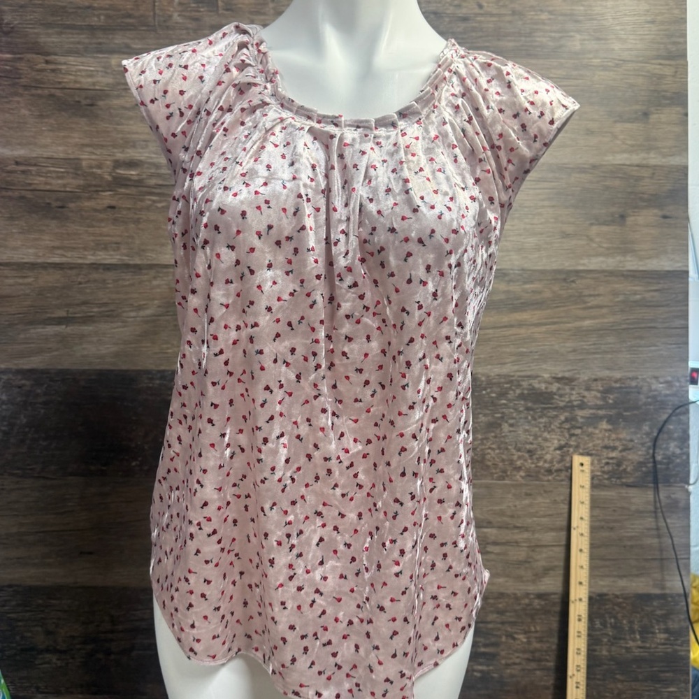 LC Lauren Conrad Pink Floral Blouse